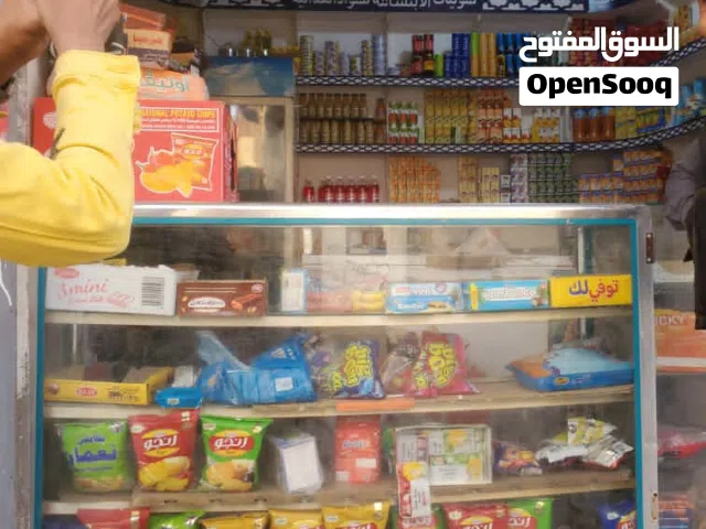 يوجد لدينا بقاله للبيع  في موقع ممتاز حركه وكثافه سكانيه  والبقاله عرطه الايجار  40 الف  شغاله قرعه