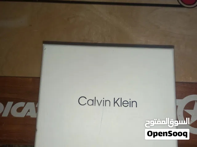 محفظة جديدة رجاليه غير مستعمله بالكارتون