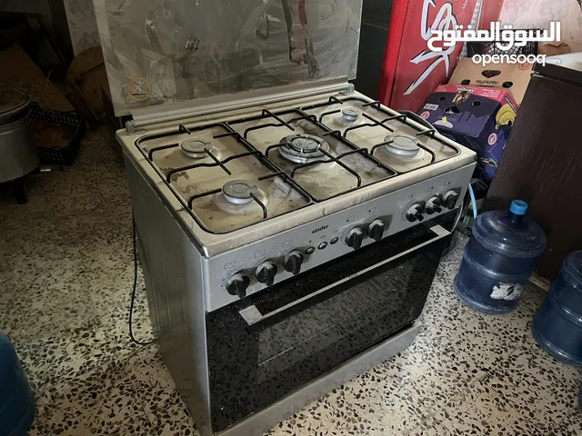 غاز طبخ خمس رووس مستعمل استعمال نظيف