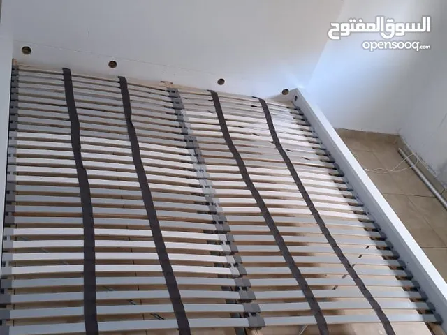 سرير حجم كبير من ايكيا