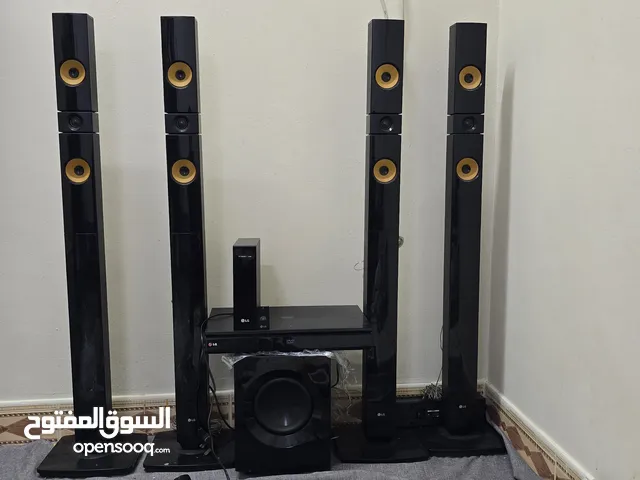 LG DVD WIRELESS HOME THEATER BEST AND FERFECT CONDITION
