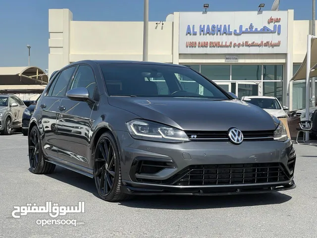 Volkswagen Golf R 2018 in Sharjah