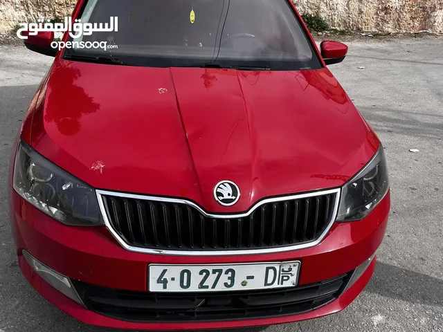 سكودا فابيا 2016