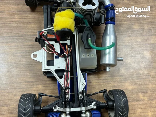 سياره  نايترو للبيع بحاله الوكاله  نوع السياره  بتشتغل على بنزين الطيارات thunder tiger rc car