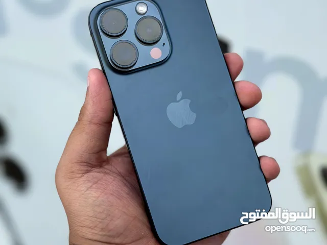 عرض خااص : iPhone 15pro 256gb هاتف بحالة الوكالة مع ضمان و ملحقاته