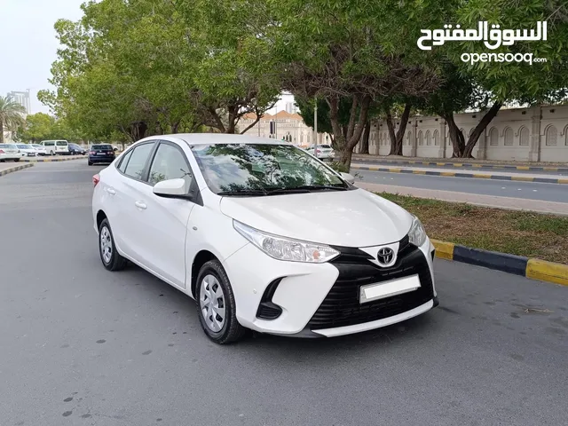 TOYOTA YARIS 1.5(MODEL 2021)SINGLE OWNER  FAMILY USED  ALL SERVICE AGENCY  KANOO WELL MAINTAINED CAR