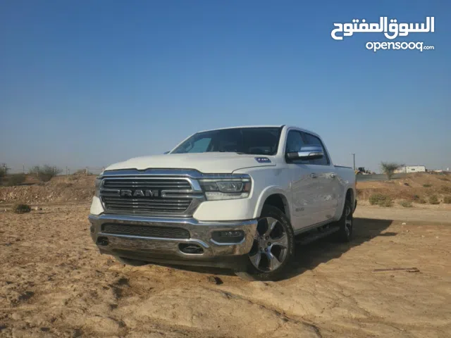 RAM 1500 Laramie 2021 5.7 HEMI 4X4 فل كامل (بدون فتحة سقف)