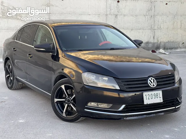 Used Volkswagen Passat in Jenin