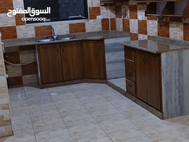 93 m2 3 Bedrooms Apartments for Sale in Zarqa Wadi Al Hajar