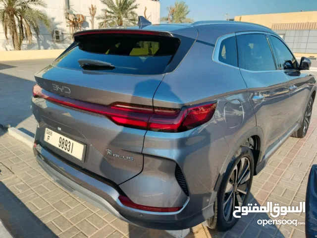 سيارة بي واي دي