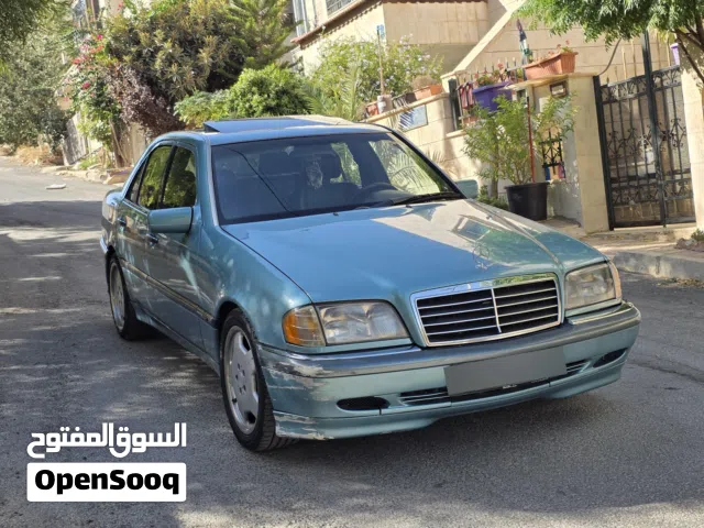 1995 مرسيدس بنز الفئة-C C 180