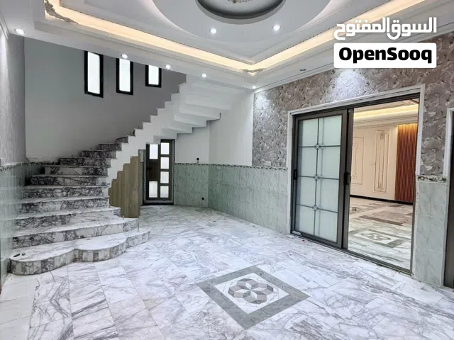 200 m2 More than 6 bedrooms Townhouse for Sale in Basra Abu Al-Khaseeb