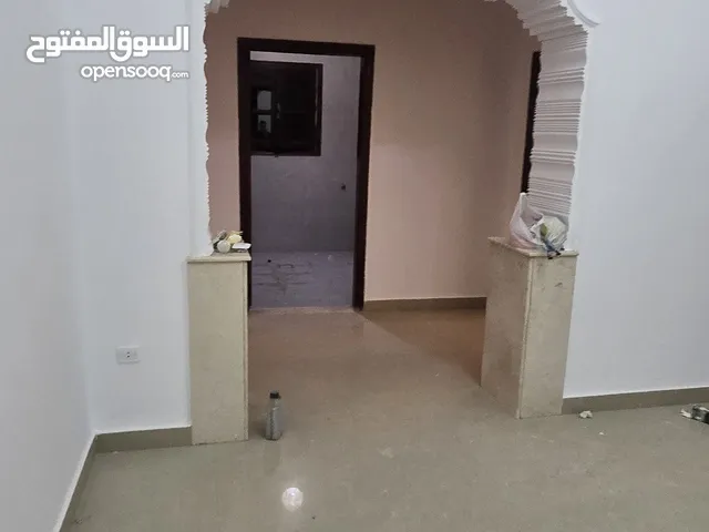 200 m2 3 Bedrooms Townhouse for Rent in Tripoli Al-Hashan