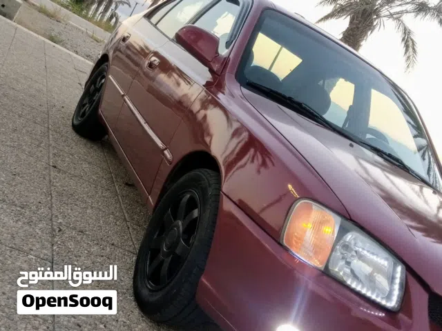 2000 Hyundai Accent Standard