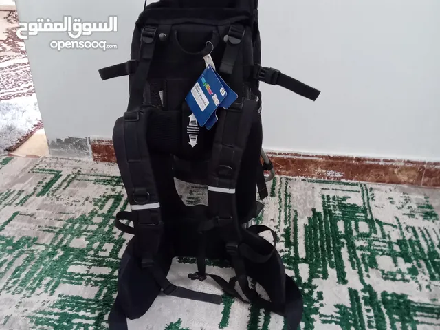 كرسي اطفال و يستعمل شنطة طفل جديد