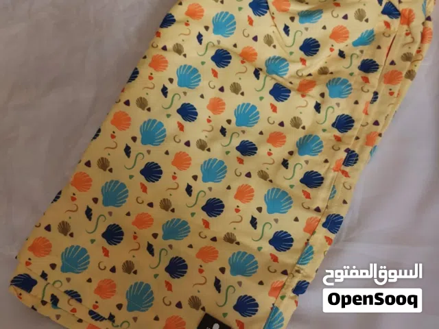 شورت Seashell جديد بكامل اغراضه وسعر الشراء 30 موجود في الشورت