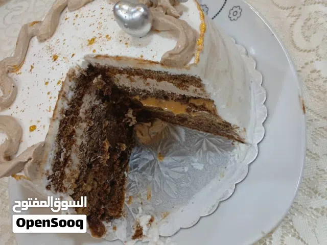 طلبية امس كانت 80د لي اربعه اشخاص  بسم الله مشاءالله الله يبارك حشوه علي حسب الطلب