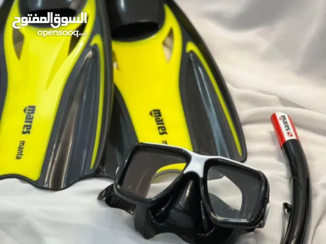 معدات غطس ريشات ومسكرات