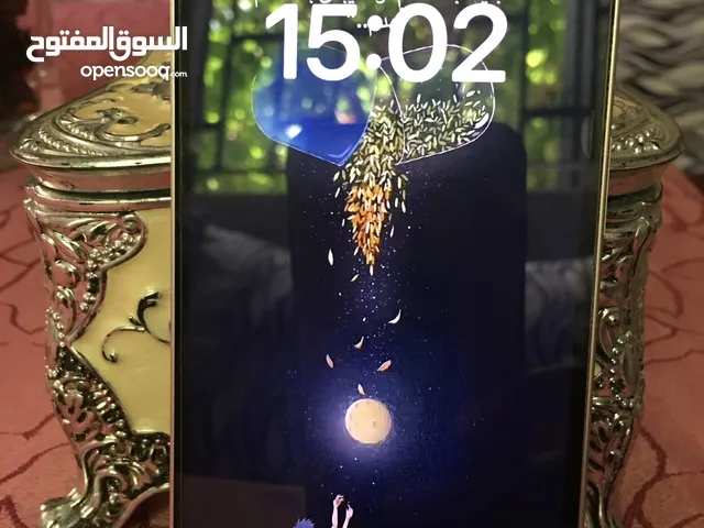 Apple iPhone 13 256 GB in Salé