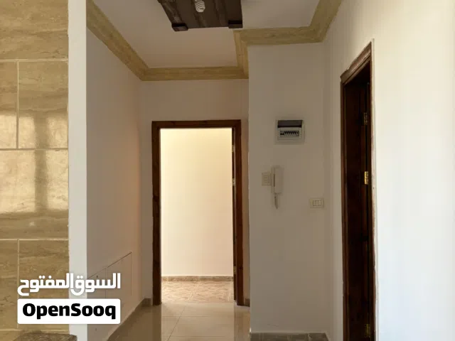 شقة فارغة ، للايجار الطلابي فقط