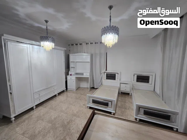 غرفة نوم شبابيه خشب زان ولاتيه