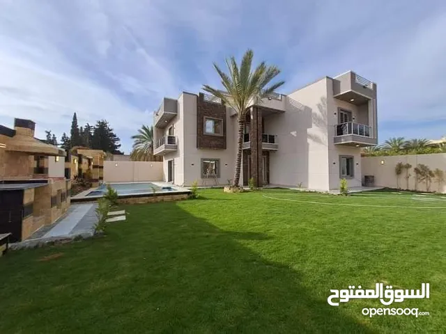 550 m2 5 Bedrooms Villa for Sale in Alexandria Amreya