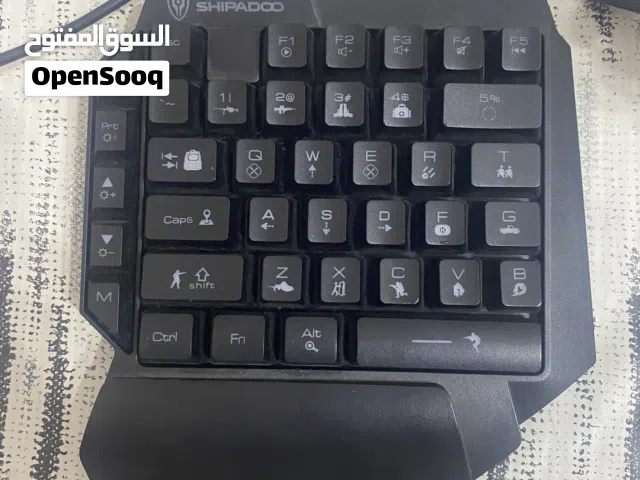 كيبورد شبه جديد