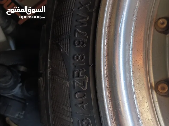 تواير شبه جديدة حجم 18