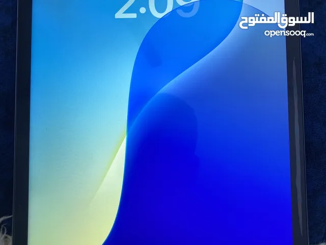 ايباد 9 /64GB نسخه امريكي  الجهاز نظيف استخدام دراسه فقط السعر 300