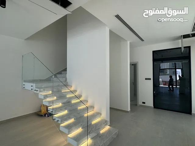 3 bedroom Luxury new villa for rent in mawleh 11