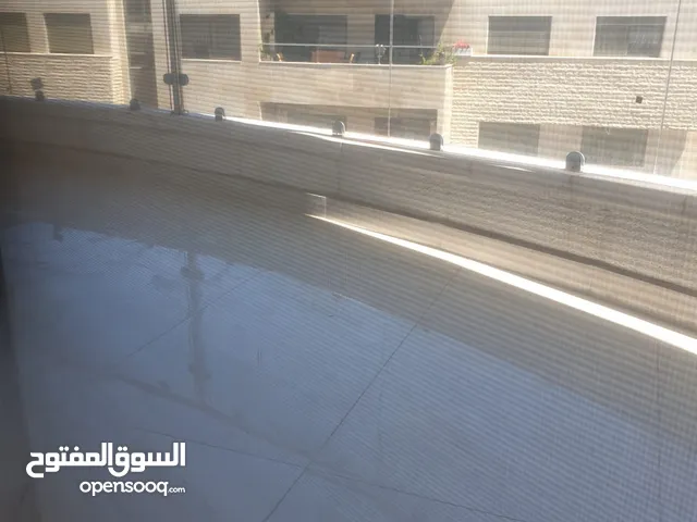 طابق اخير مع روف دوبلكس فاخر لم يسكن لقطه وبسعر مغري جدا عرض خاص أرقى مناطق خلدا وام السماق