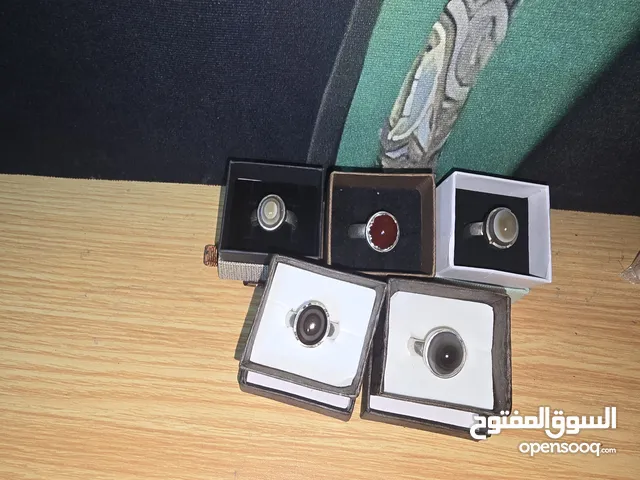 خامات مختارة من الجزع البقري اليماني صياغات (سيد عباس) الملكية مع قطعه يماني اليمن