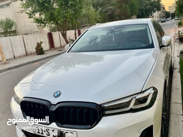 2022 bmw  530e للبيع