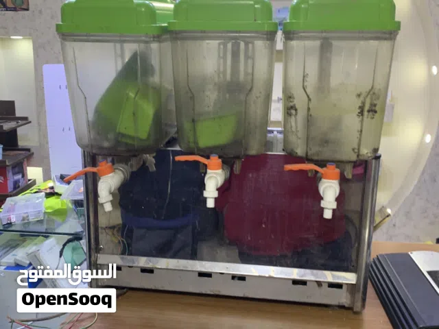 ماكينة سلاش العصير بثلاث خزانات للبيع