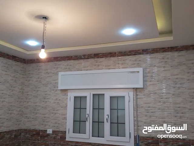 شقة تبارك الله ارضية درجة أولى 200 متر + منور للبيع أو الإستبدال (للاتصال دردشة أو واتس أب فقط)