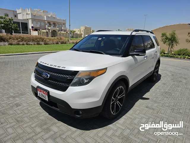 Ford Explorer Sport 3.5L Twin Turbo 350 BHP Original paint with Agency WARRANTY and service contract