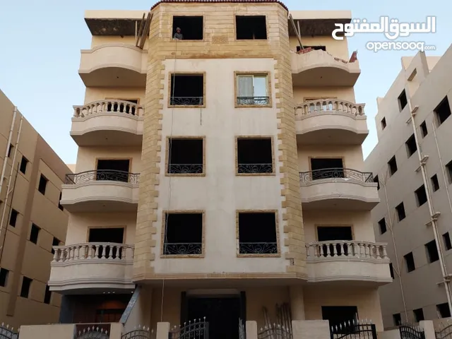 185m2 3 Bedrooms Apartments for Sale in Cairo Fifth Settlement