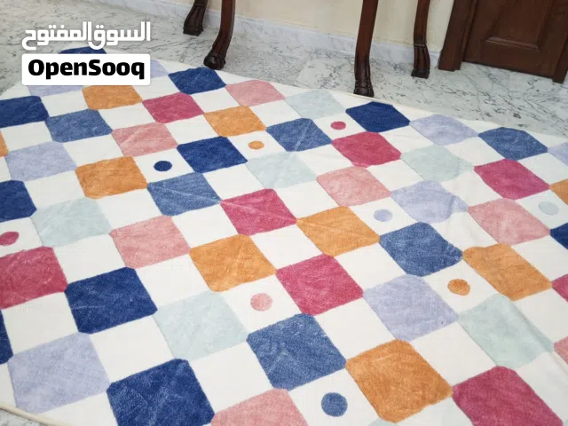 سجادة غير مستعملة بنصف السعر