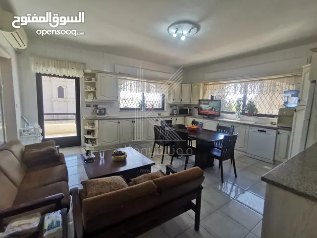 750 m2 5 Bedrooms Villa for Sale in Amman Dabouq
