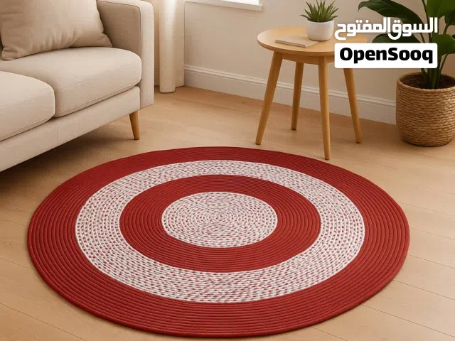 سجادة دائرية أنيقة تصميم عصري يضيف لمسة جمال ودفء للمكان خامة ممتازة وجودة عالية مناسبة للصالة وغرفة