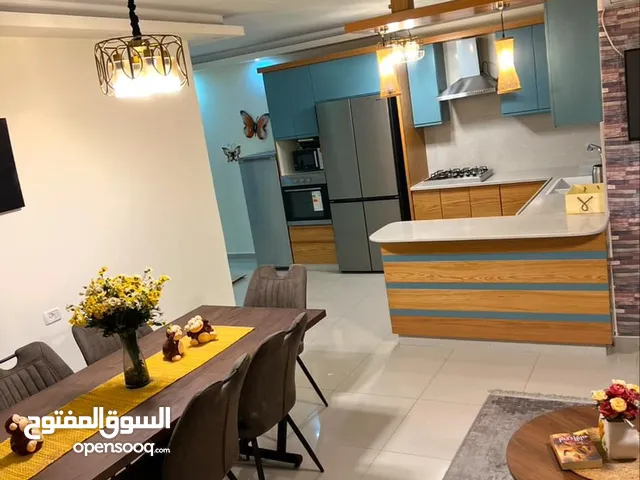 170 m2 3 Bedrooms Apartments for Rent in Ramallah and Al-Bireh Baten AlHawa