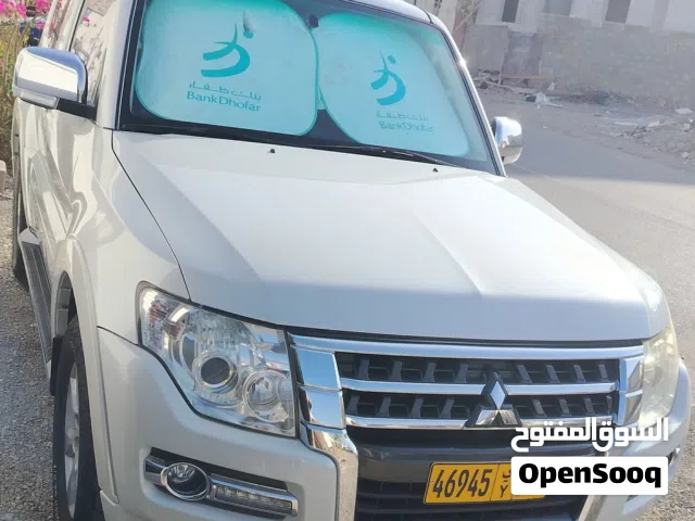 للبيع باجيرو2016 رقم واحد كبسوله بحاله الوكاله