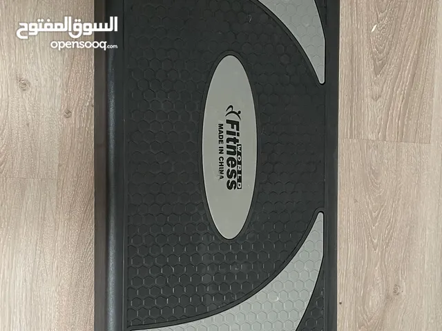 مقعد رياضي ثلاث مستويات ارتفاع