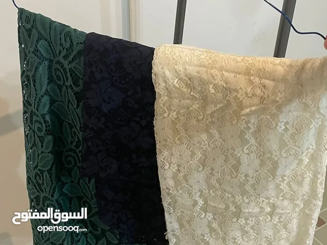 شيلات نسائية قماش دانتيل .