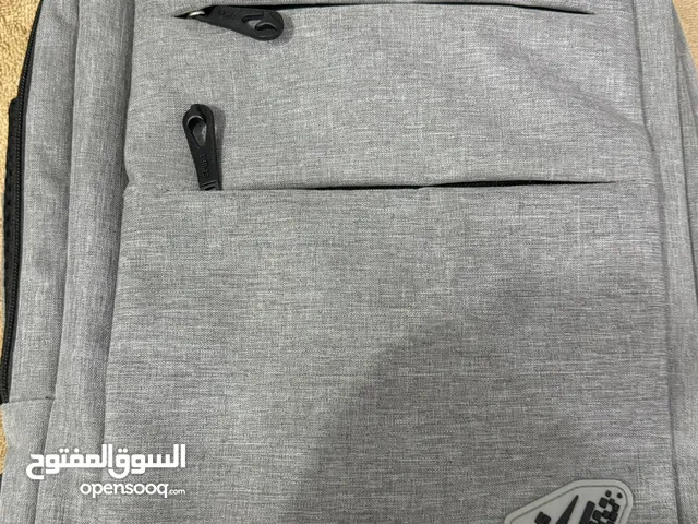 لبيع شنطة يد الي السفر