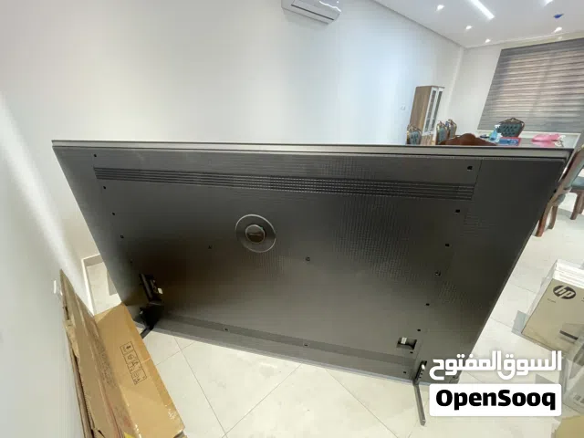 شاشة TCL 98 بوصة مكسورة تحتاج صيانة