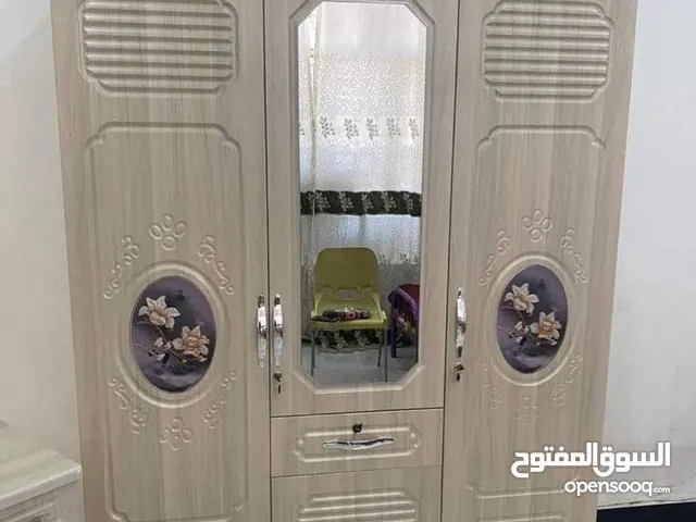 كنتور تركي 3 باب السعر 200 توصيل بغداد 5 أطراف 10 محافظات 25 يوصل بل كارتون بدون شد وزن ثقيل خشب