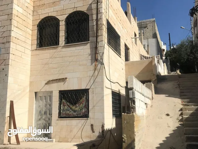 100 m2 3 Bedrooms Apartments for Sale in Zarqa Jabal Tareq