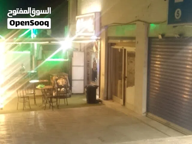 بناية تجارية للبيع بالزرقاء الجديدة شارع 26