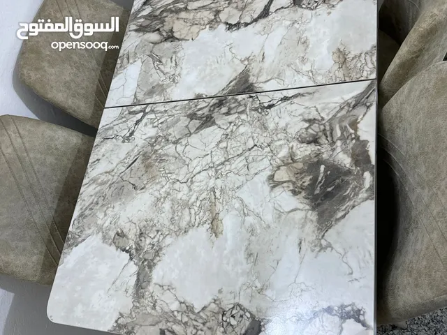 ميز طعام 4 مقاعد